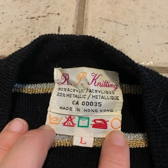Vintage R.P. Knitting Black & Gold Metallic Stripe Knit Sleeveless Cardigan L - Picture 3 of 5